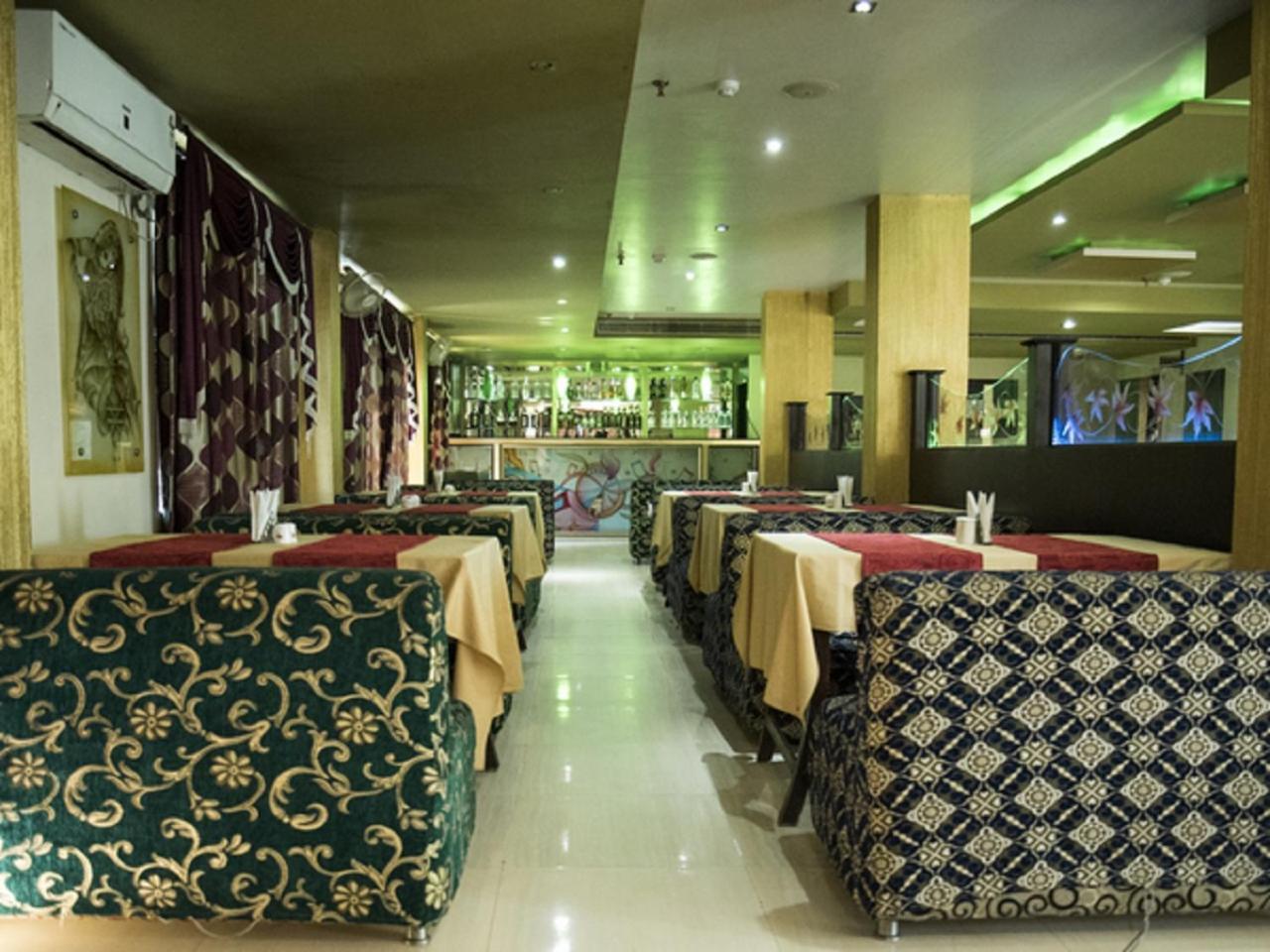 Hotel Sunshine Baharampur Bagian luar foto