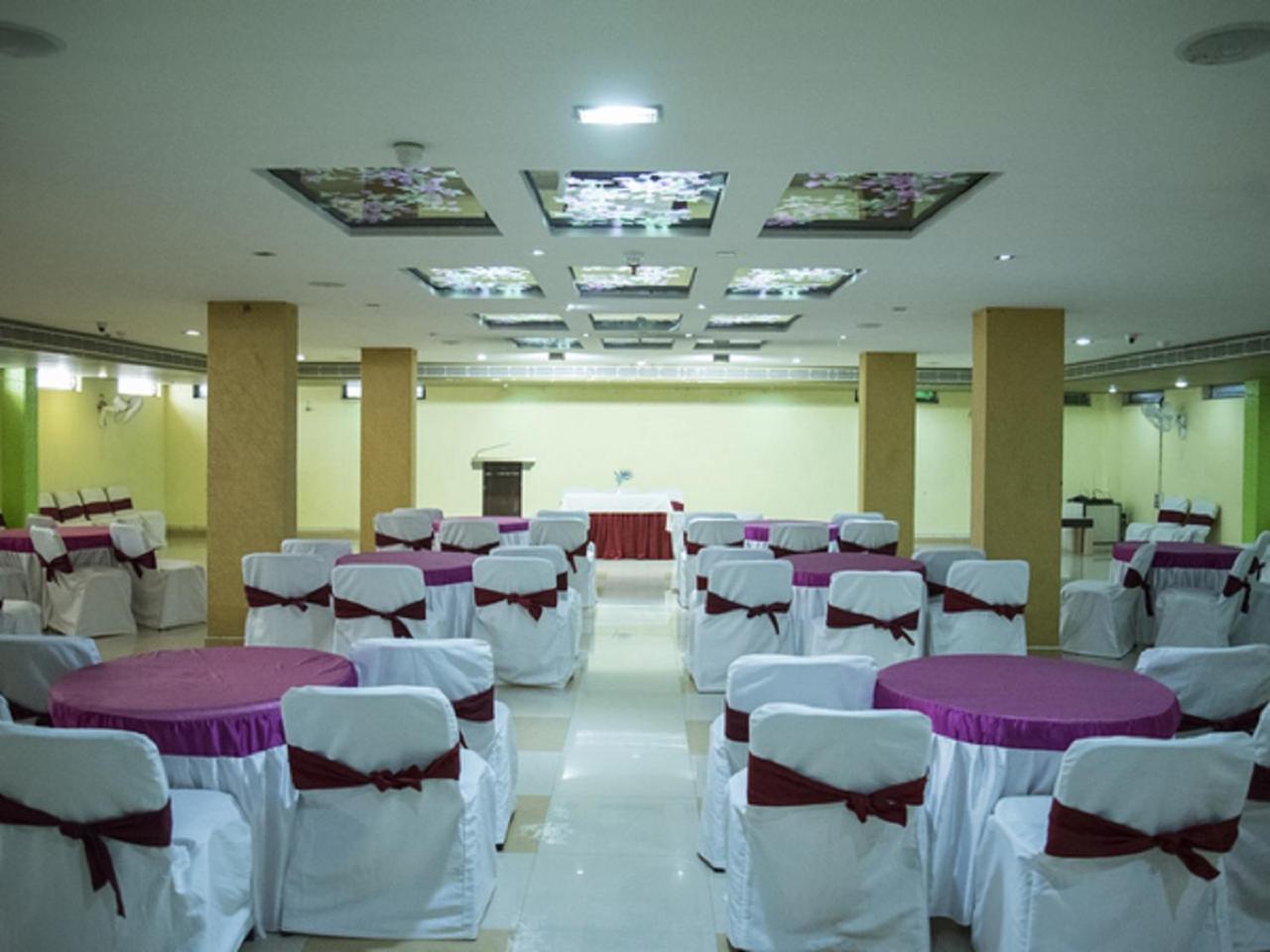 Hotel Sunshine Baharampur Bagian luar foto